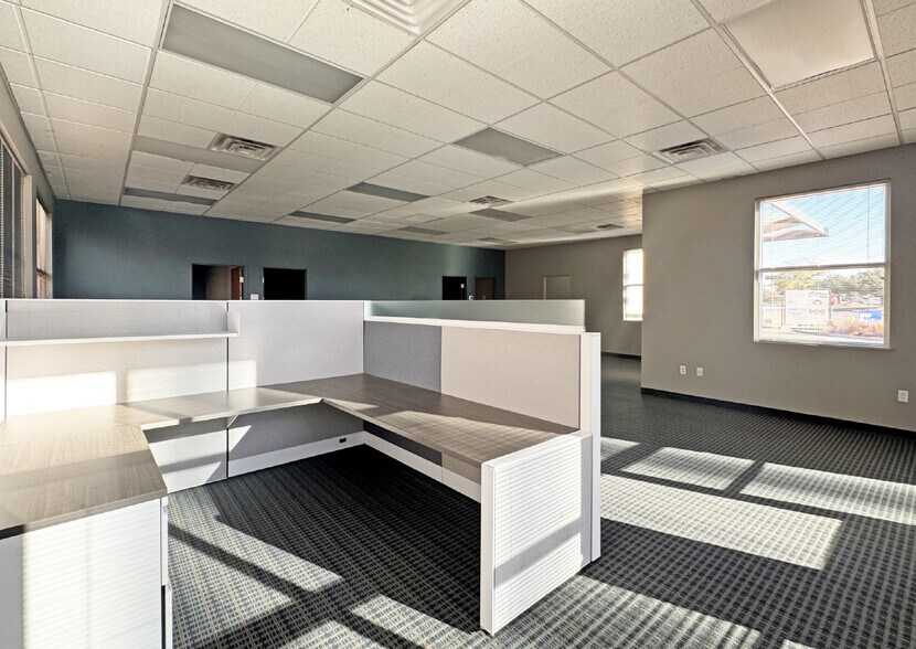 6700 Jefferson St NE, Albuquerque, NM for lease - Building Photo - Image 2 of 9