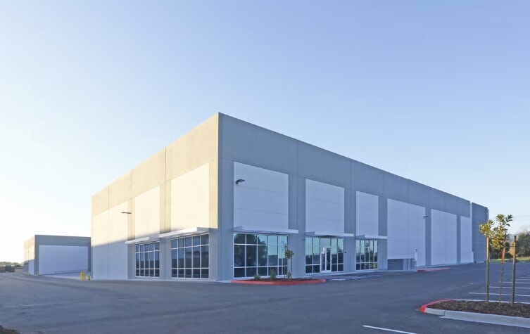 6212 Hellyer Ave, San Jose, CA for lease Primary Photo- Image 1 of 6