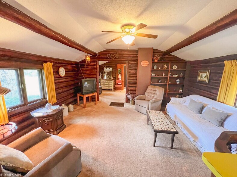 930 Highway 65 S, Mora, MN à vendre - Photo intérieure - Image 2 de 26