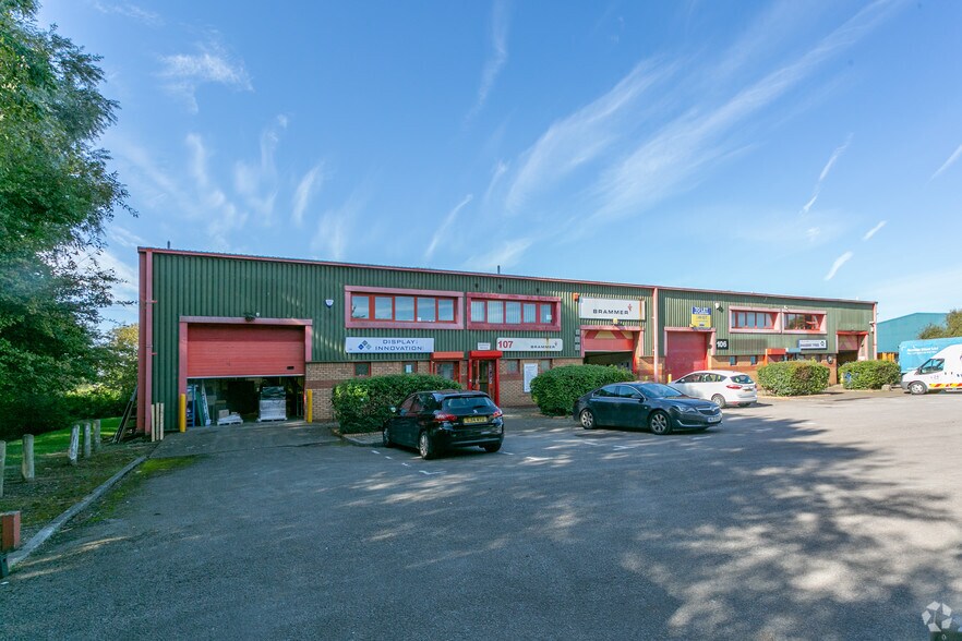 Clearwater Rd, Newport à louer - Photo du bâtiment - Image 2 de 4