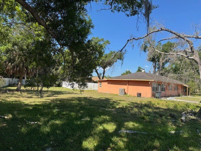 200 State St E & 200 Lee St, Oldsmar, FL à vendre - Photo du bâtiment - Image 3 de 3