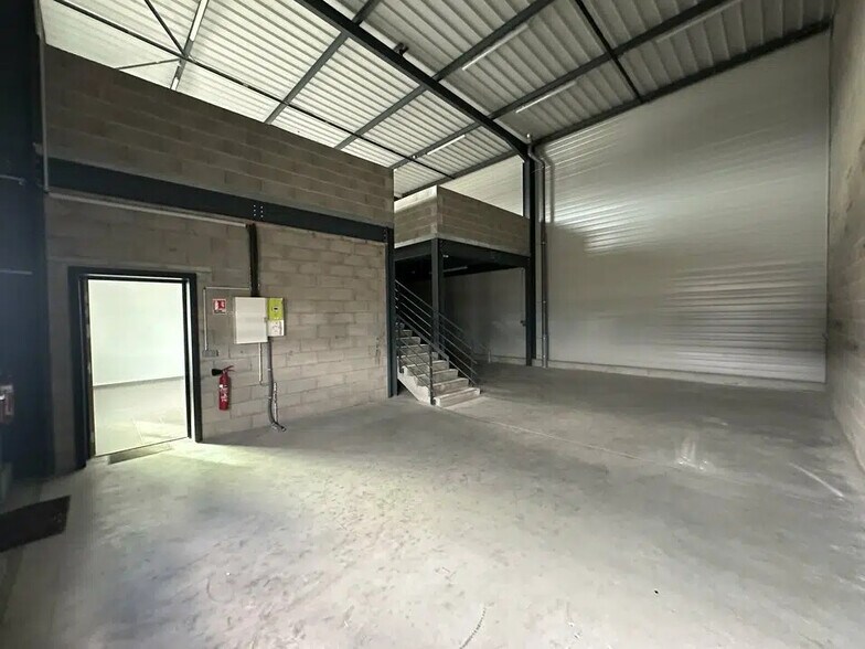 Flex in ILLKIRCH-GRAFFENSTADEN for lease - Building Photo - Image 2 of 7