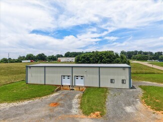 Plus de détails pour 965 Epco Dr, Dandridge, TN - Industriel à louer