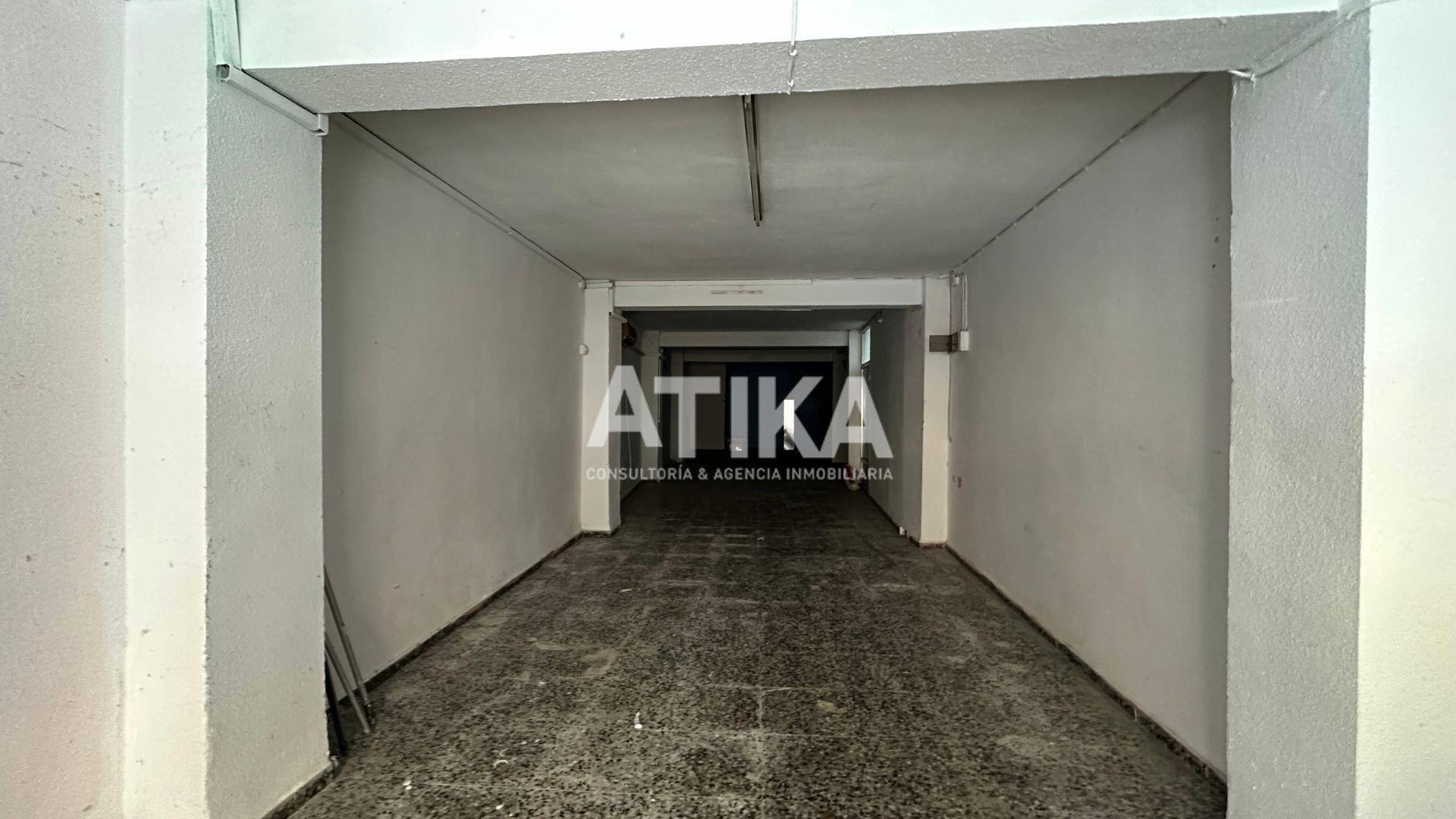 Retail in Ontinyent for sale Interior Photo- Image 1 of 7