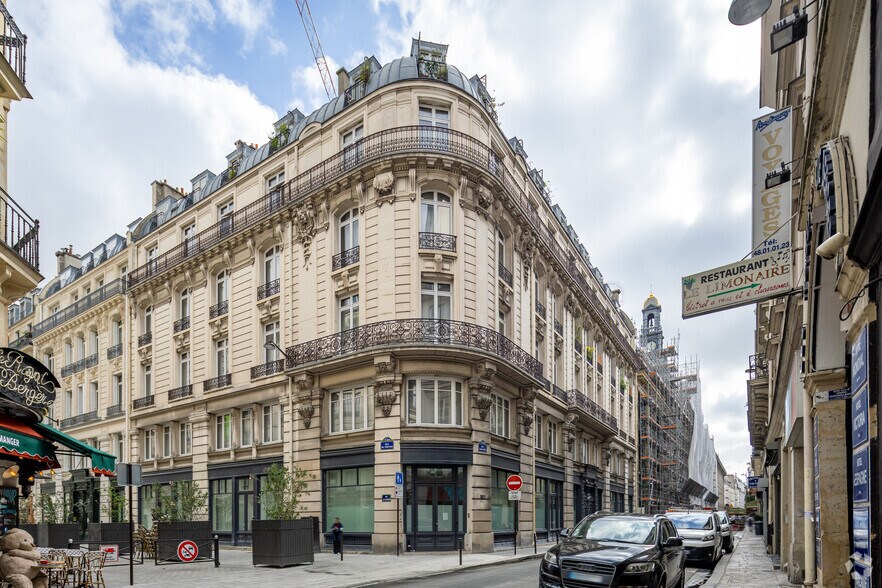 Office in Paris for sale - Primary Photo - Image 1 of 1