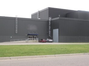 5200 E Cork St, Kalamazoo, MI for lease Building Photo- Image 2 of 17