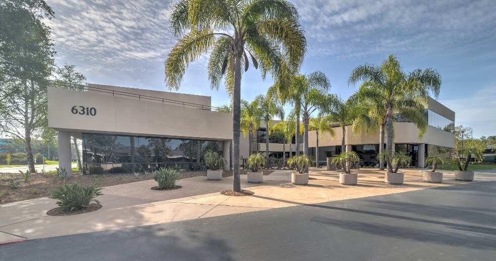 6310 Greenwich Dr, San Diego, CA à louer - Photo principale - Image 1 de 8