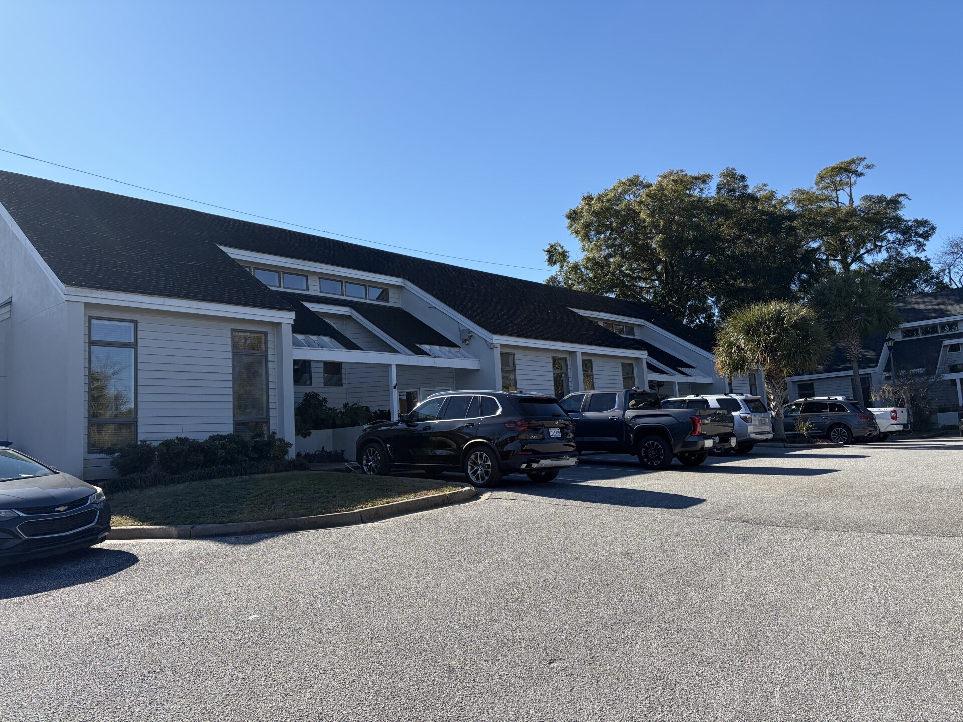 105 Wappoo Creek Dr, Charleston, SC for lease Primary Photo- Image 1 of 18