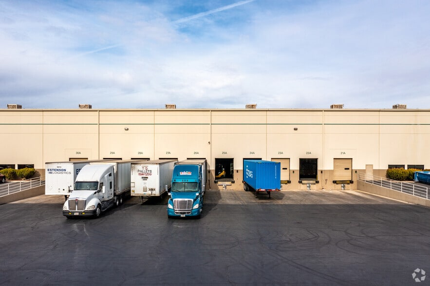 2861 N Marion Dr, Las Vegas, NV for lease - Building Photo - Image 3 of 5