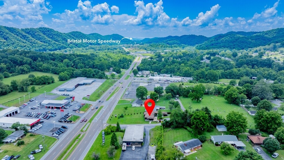 1840 Volunteer Pky, Bristol, TN for sale - Building Photo - Image 2 of 24
