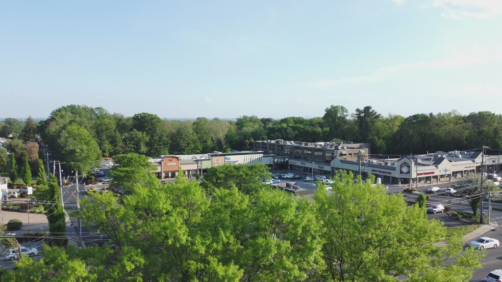 1001 Baltimore Pike, Springfield Township, PA à louer - Vidéo sur l’inscription commerciale - Image 2 de 5