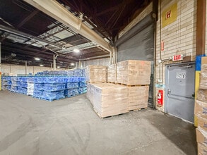 416 Pittsburgh Cir, Ellwood City, PA à vendre Photo intérieure- Image 2 de 3