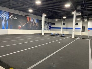 140 Long Rd, Chesterfield, MO à louer Photo intérieure- Image 1 de 7