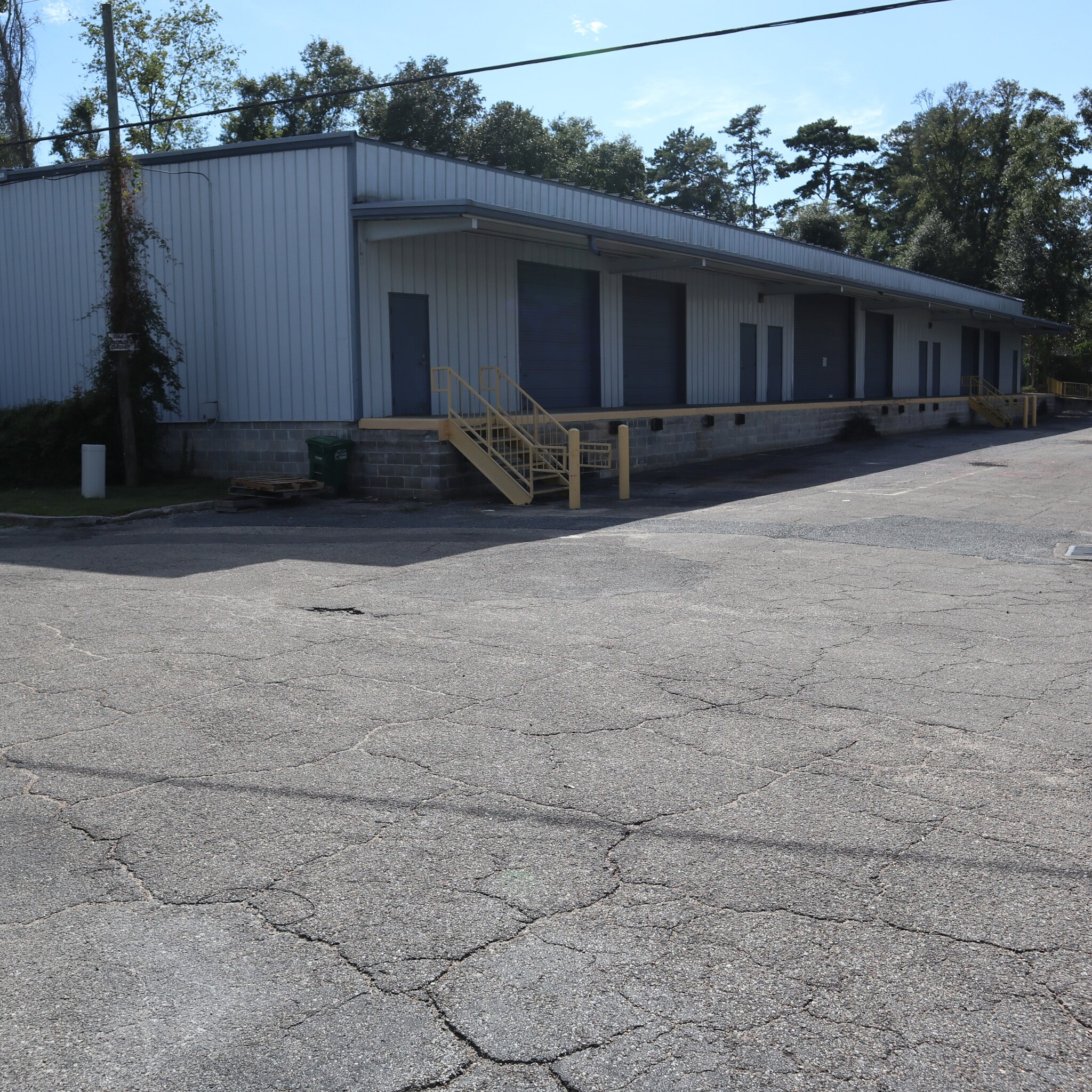 800 Blountstown St, Tallahassee, FL for lease Interior Photo- Image 1 of 14