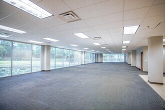 258 Southhall Ln, Maitland, FL for lease Interior Photo- Image 1 of 6