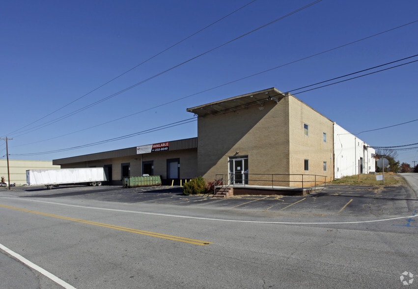 1300 Old Stage Rd, Simpsonville, SC for lease - Building Photo - Image 3 of 7