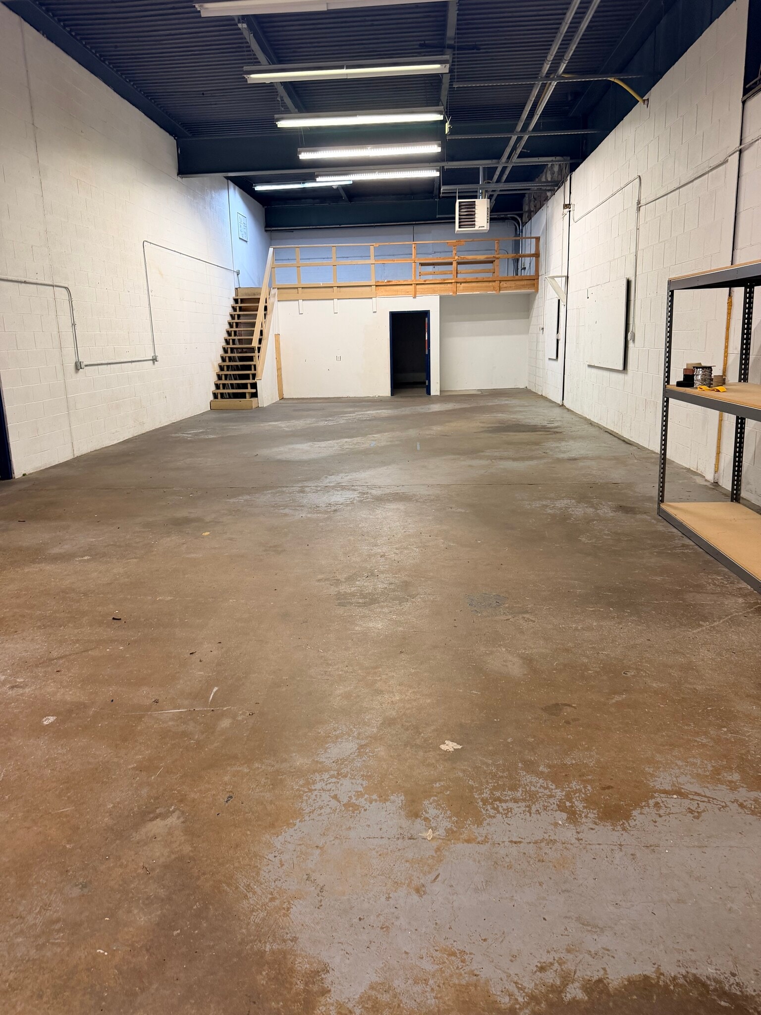 1101 Ivy Hill Rd, Philadelphia, PA for lease Interior Photo- Image 1 of 7