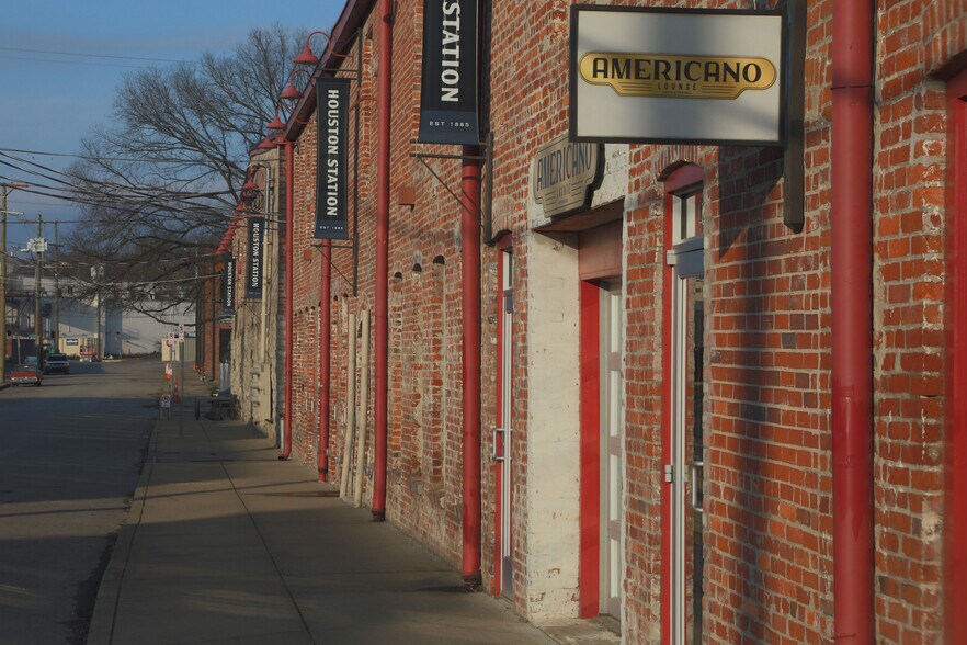 434 Houston St, Nashville, TN à louer - Photo du bâtiment - Image 1 de 19