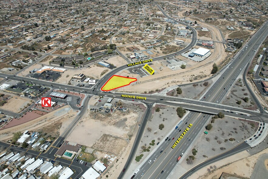 15321 Village Dr, Victorville, CA à vendre - Photo du bâtiment - Image 1 de 7