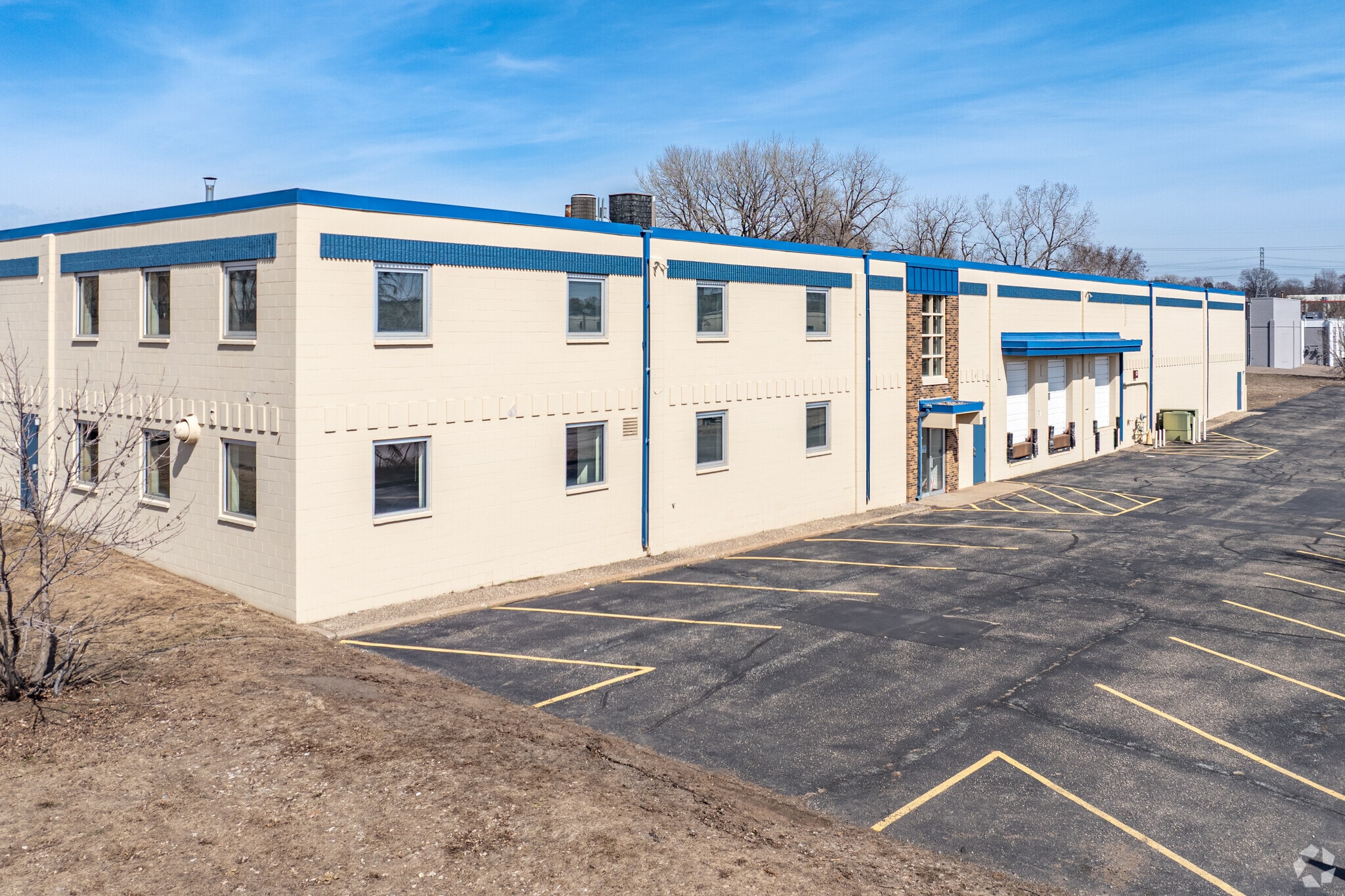 3401 NE Spring St, Minneapolis, MN for lease Primary Photo- Image 1 of 9