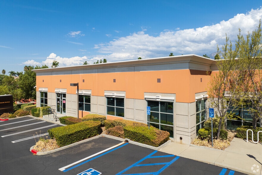 9568 Archibald Ave, Rancho Cucamonga, CA for sale - Building Photo - Image 2 of 5