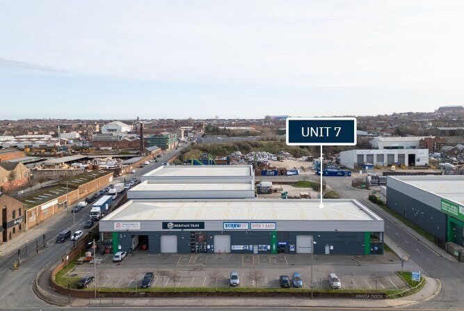 Derby Rd, Liverpool à louer - Photo du bâtiment - Image 1 de 11