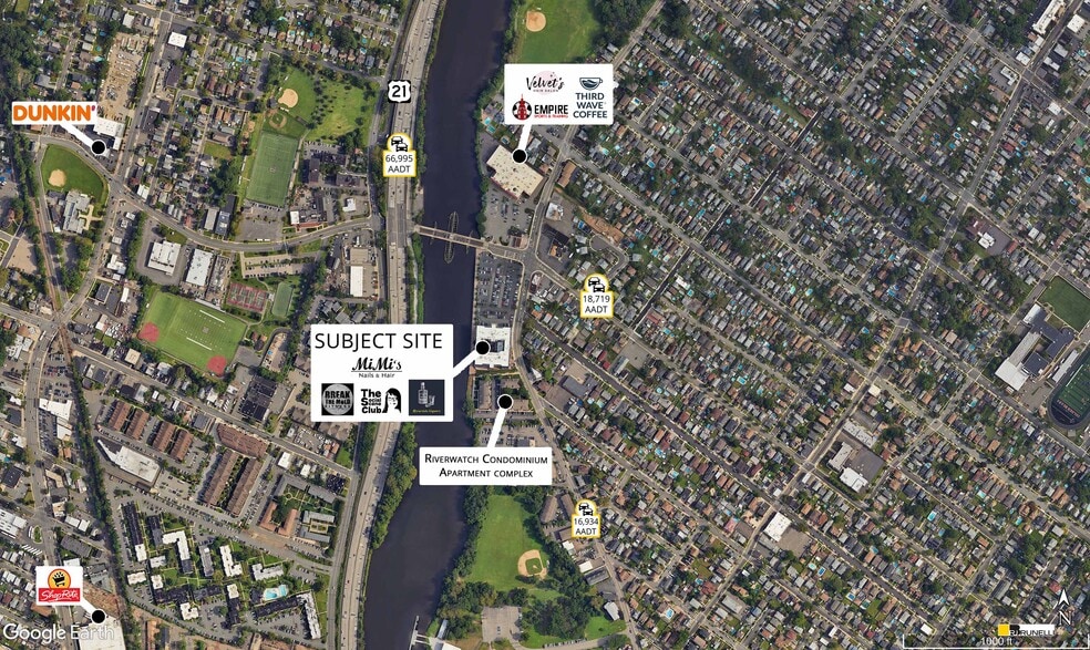 601 Riverside Ave, Lyndhurst, NJ à louer - Photo du bâtiment - Image 3 de 8