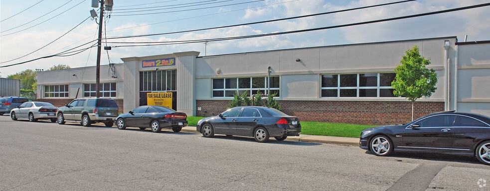 14-18 Neil Ct, Oceanside, NY for lease - Building Photo - Image 2 of 4