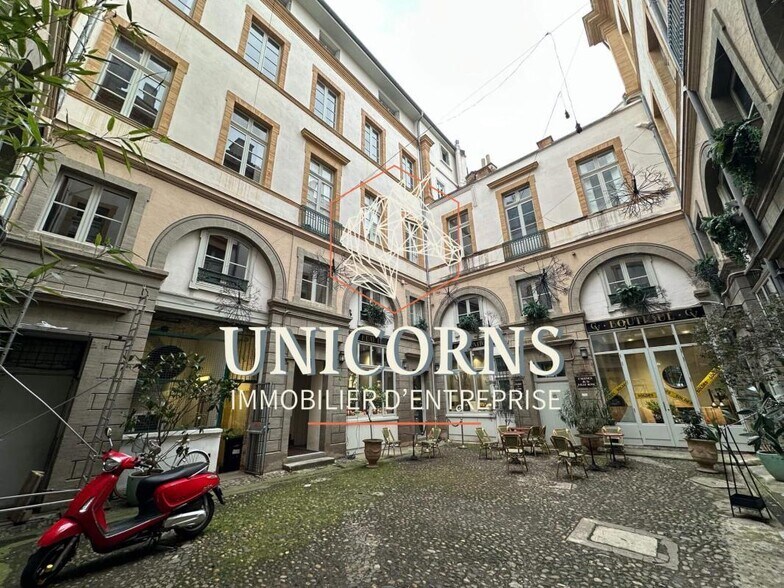 9 Rue Saint Antoine Du T, Toulouse à louer - Photo du bâtiment - Image 1 de 4