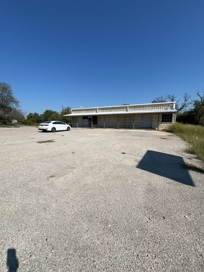 More details for 2237 E Hwy 190, Lampasas, TX - Office/Retail for Lease