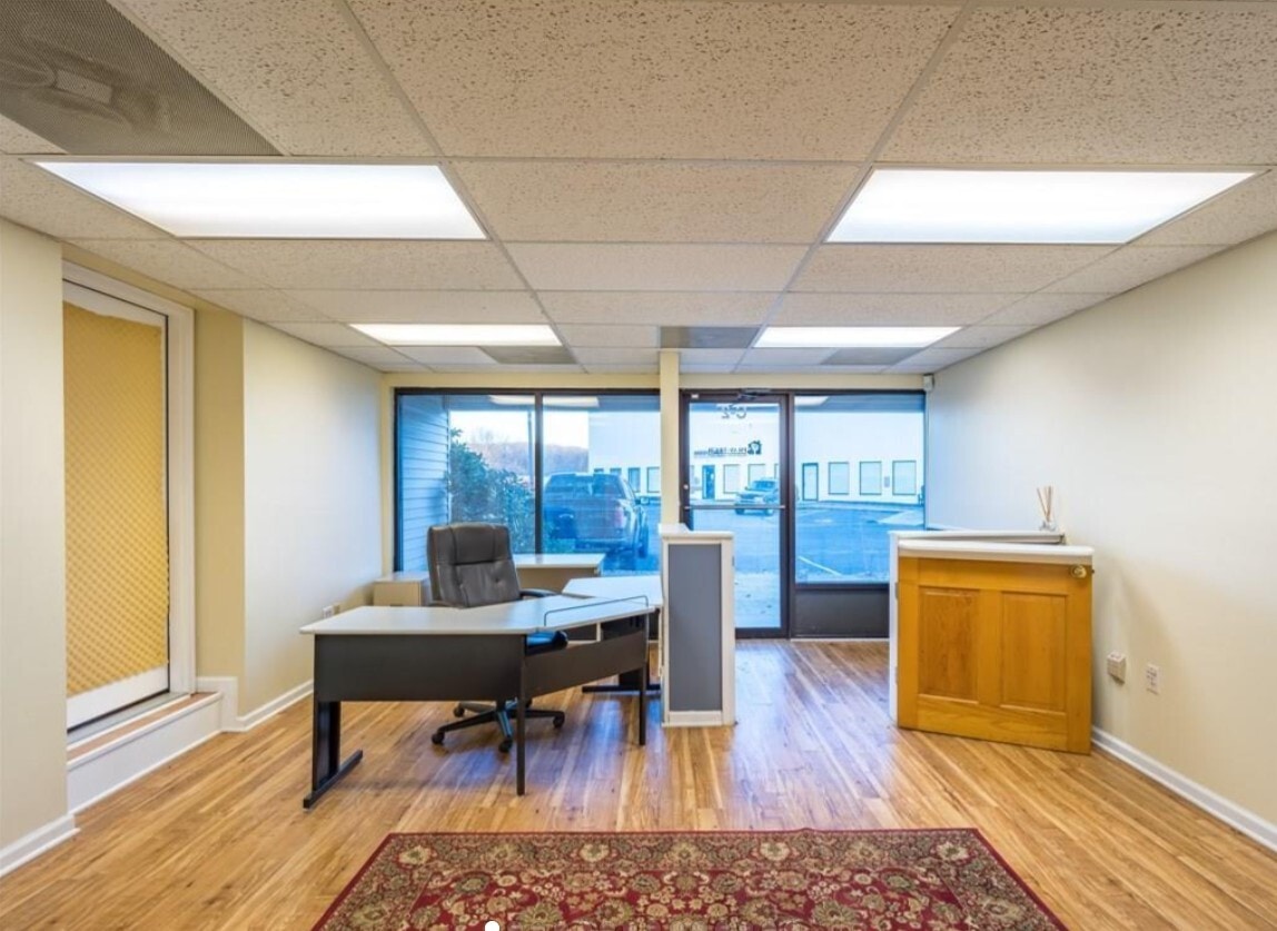 122 Spring St, Southington, CT 06489 - Unité C-2 -  - Photo intérieure - Image 1 of 9