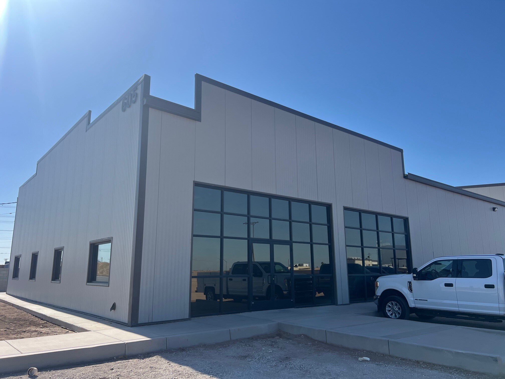 605 E 12th St, Imperial, CA à vendre Photo principale- Image 1 de 1