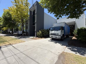 274 Salmon St, Port Melbourne for lease Building Photo- Image 2 of 9