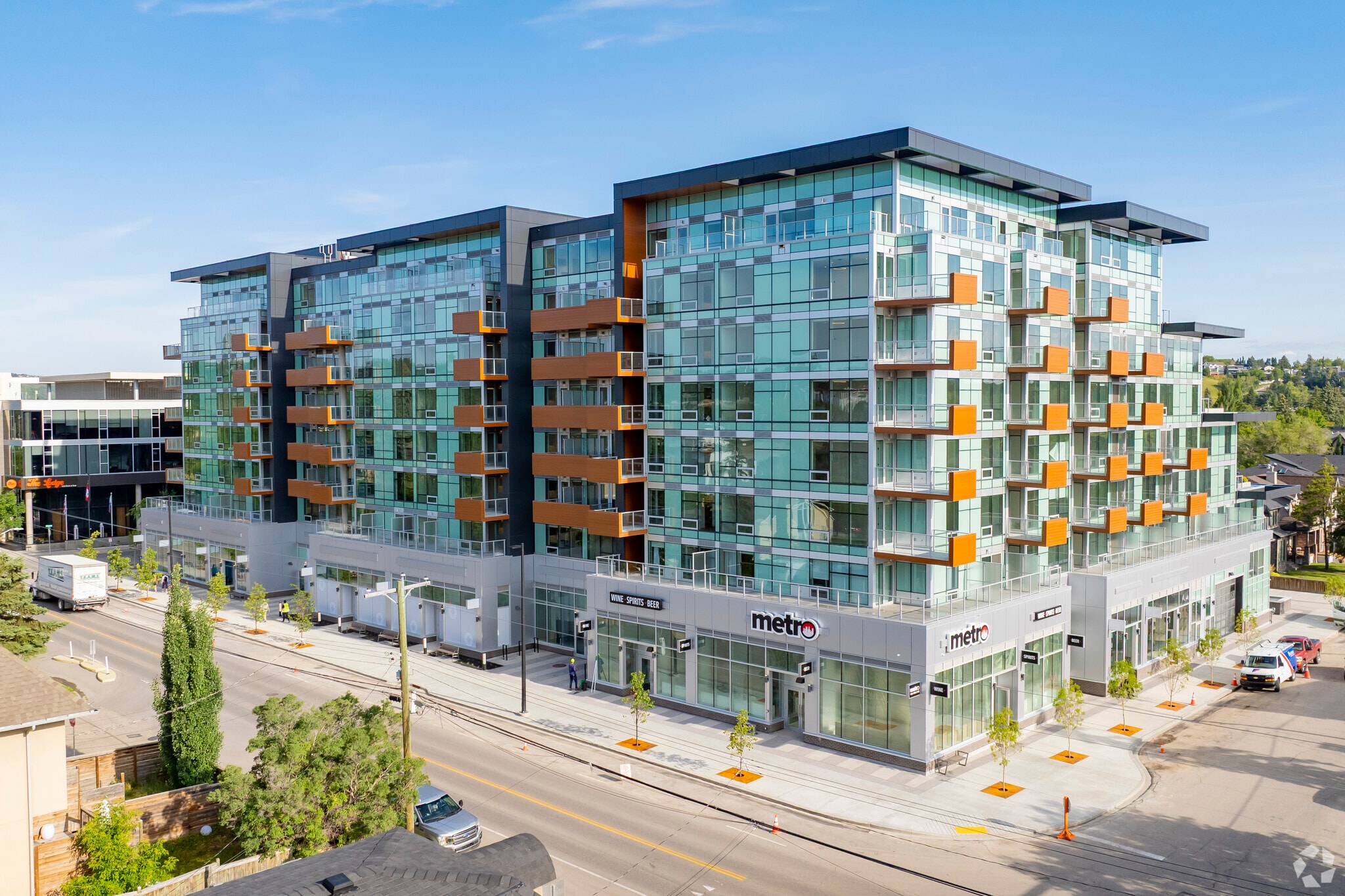 1910 Kensington Rd NW, Calgary, AB for lease Primary Photo- Image 1 of 5