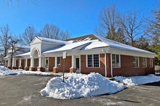 10614 Warwick Ave, Fairfax, VA for lease Interior Photo- Image 1 of 32