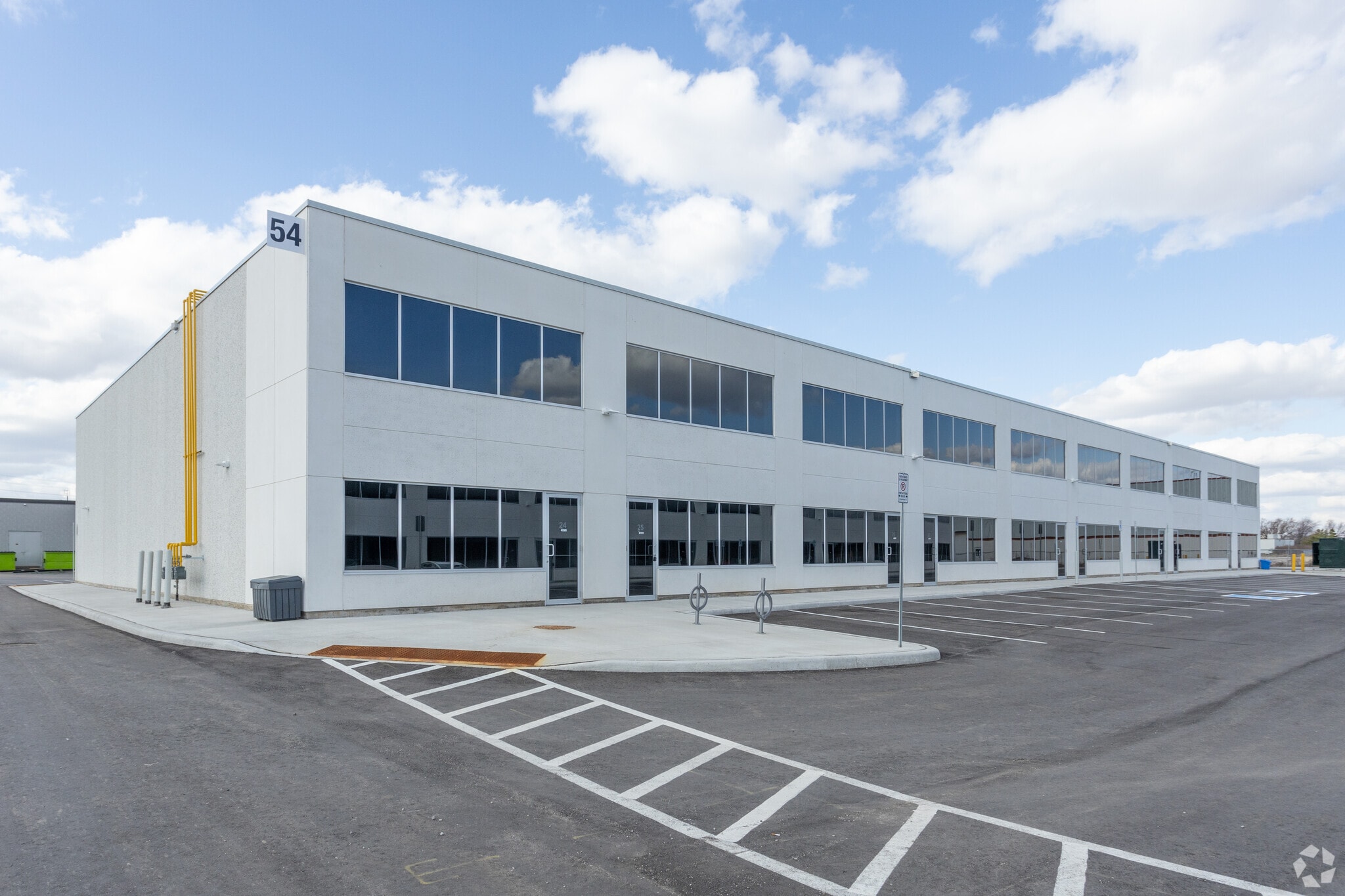 54 Steeles Ave E, Milton, ON for sale Primary Photo- Image 1 of 1