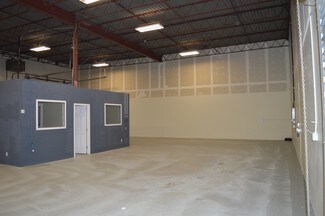 Plus de détails pour 9742-9774 54 Ave NW, Edmonton, AB - Industriel à louer