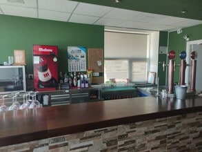 Retail in Azuqueca de Henares, Guadalajara for lease Interior Photo- Image 2 of 19