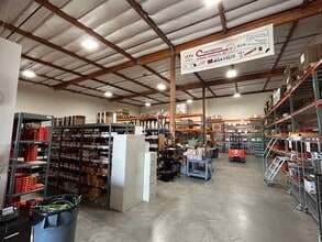 1300 Industrial Rd, San Carlos, CA à louer Photo intérieure- Image 1 de 10