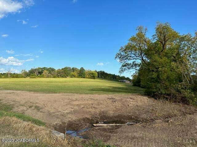 3640 W. Edgewood Dr., Jefferson City, MO à vendre - Photo du b timent - Image 1 de 4