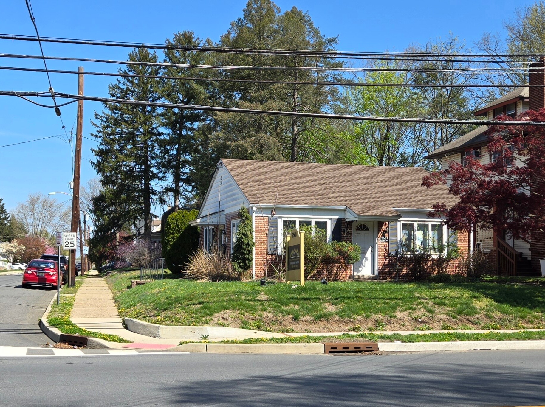 2540 Nottingham Way, Mercerville, NJ à vendre Photo principale- Image 1 de 5