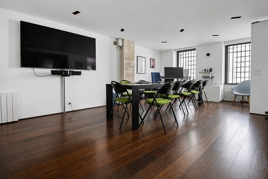 8 Rue Du Jour, Paris for sale - Building Photo - Image 2 of 10
