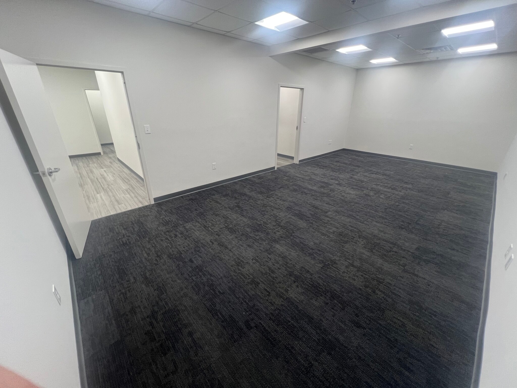 3645 Oakcliff Rd, Doraville, GA à vendre Photo intérieure- Image 1 de 4