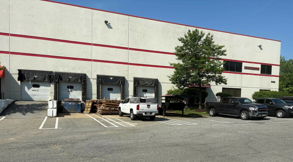 6403 Ammendale Rd, Beltsville, MD à louer - Photo du bâtiment - Image 2 de 2