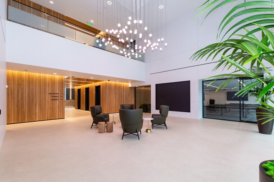 1080 Eldridge Pkwy, Houston, TX à louer - Hall d’entrée - Image 2 de 13