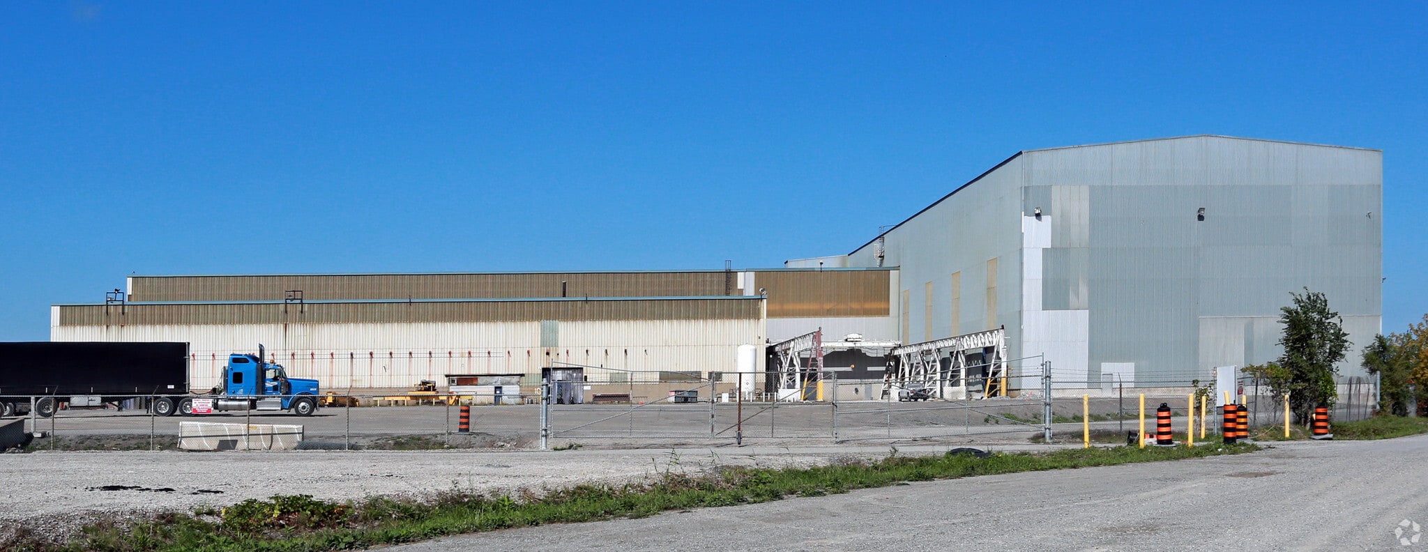 340A Lakeshore Rd, St Catharines, ON for sale Primary Photo- Image 1 of 1