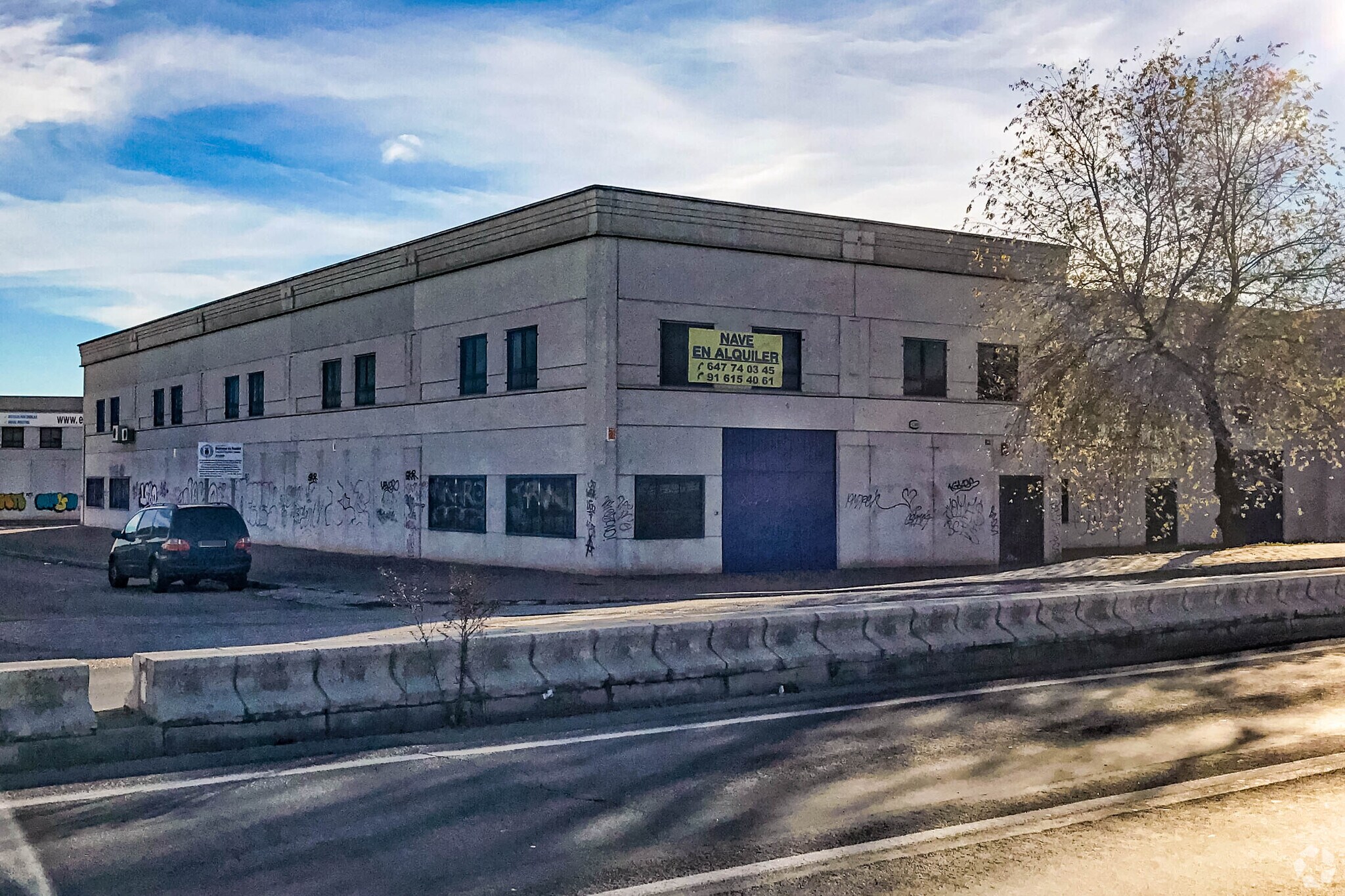 Avenida de la Industria, 85, Humanes de Madrid, Madrid for lease Primary Photo- Image 1 of 8