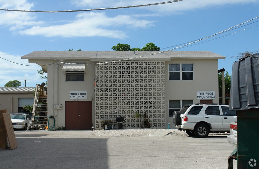 5307 Shirley St, Naples, FL à vendre - Photo du bâtiment - Image 2 de 4