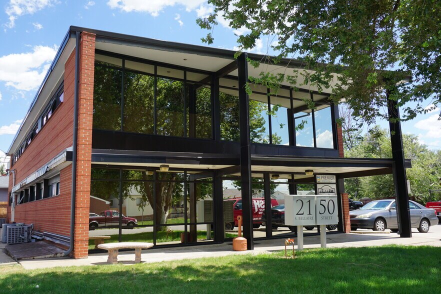 2150 S Bellaire St, Denver, CO à louer - Photo du bâtiment - Image 1 de 5