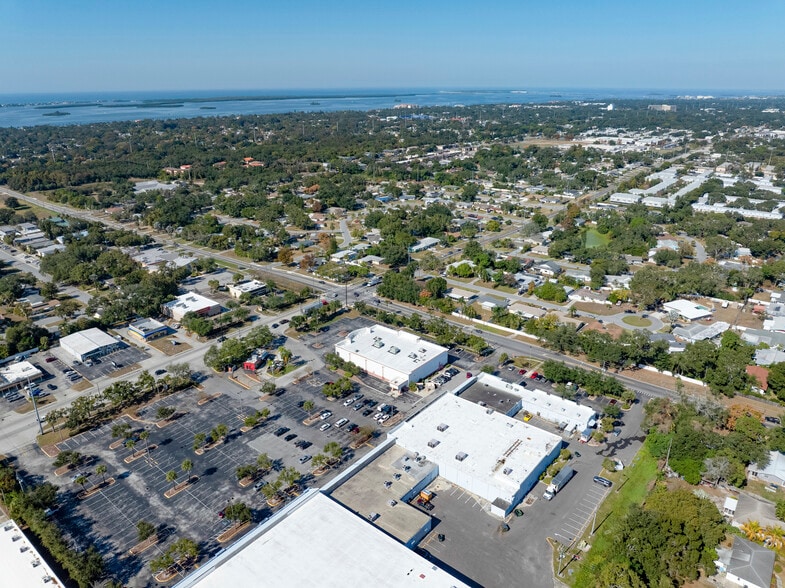 1899 N Highland Ave, Clearwater, FL for sale - Building Photo - Image 2 of 5
